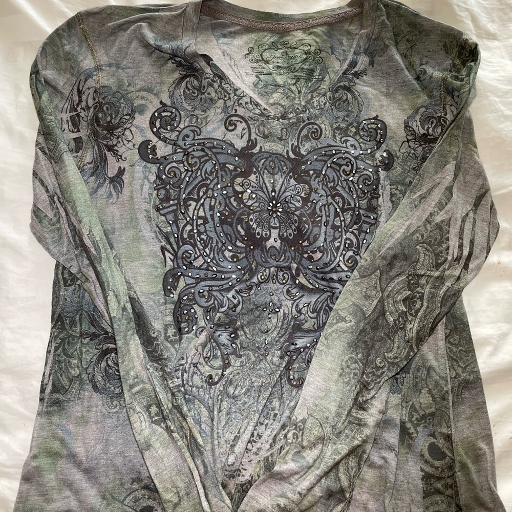 Greensource Women’s Long Sleeve T Shirt.